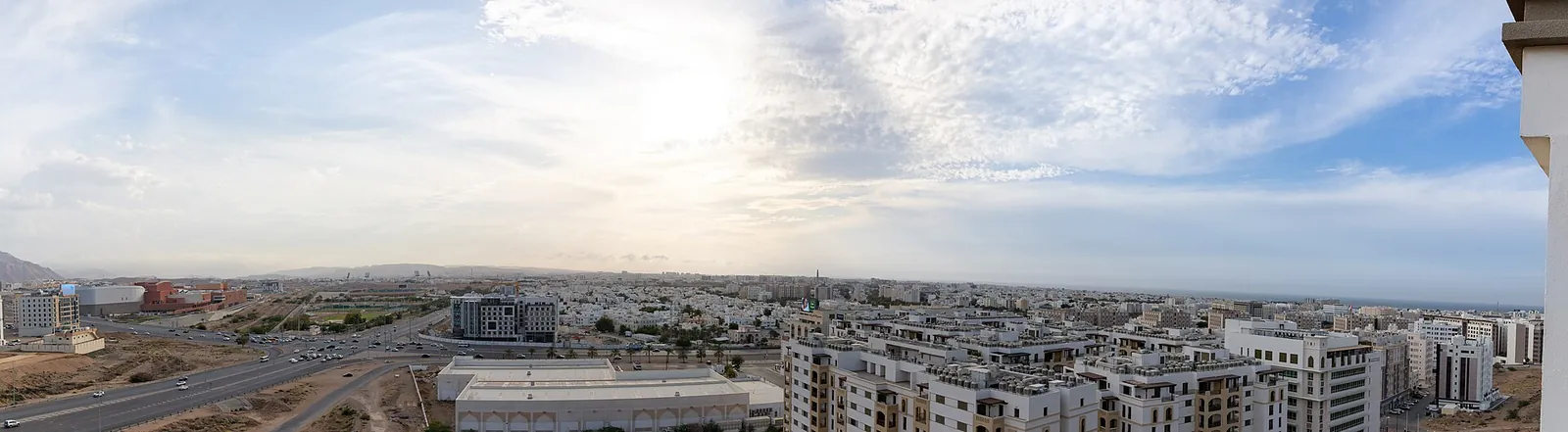 أين تسكن في مسقط: دليل حياً بحي