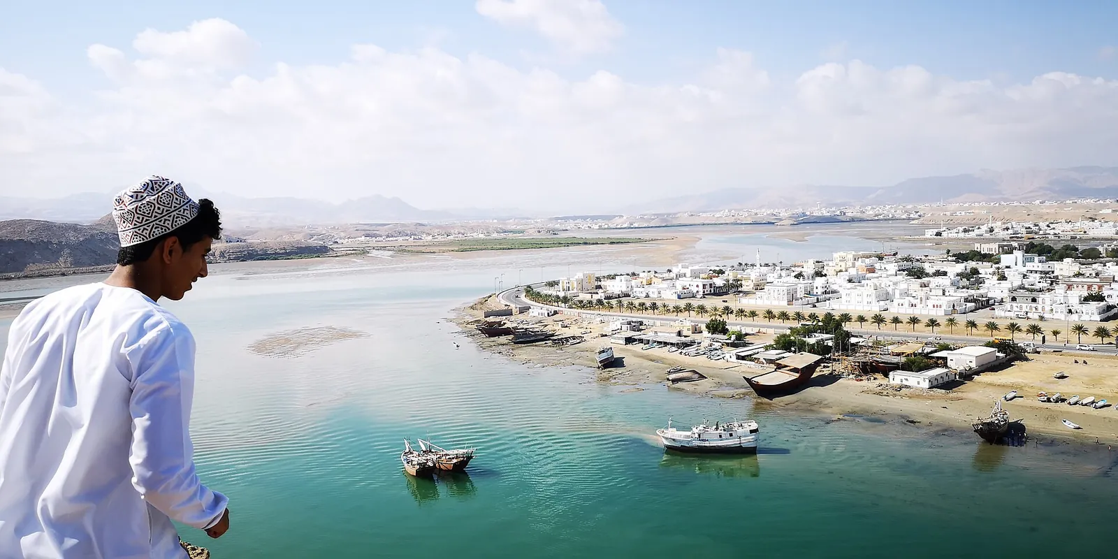 صور و تالاب آن